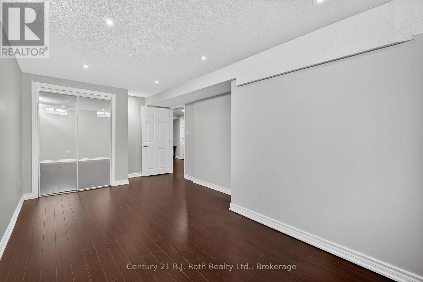 94 DESTINO CRESCENT