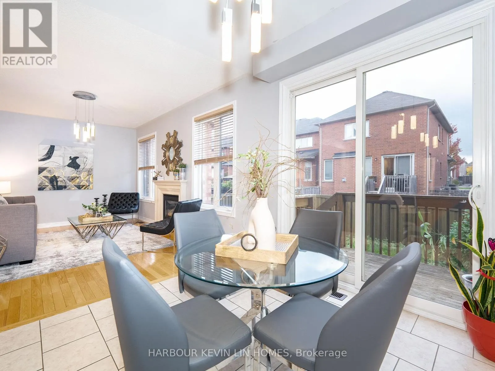 60 SEIFFER CRESCENT