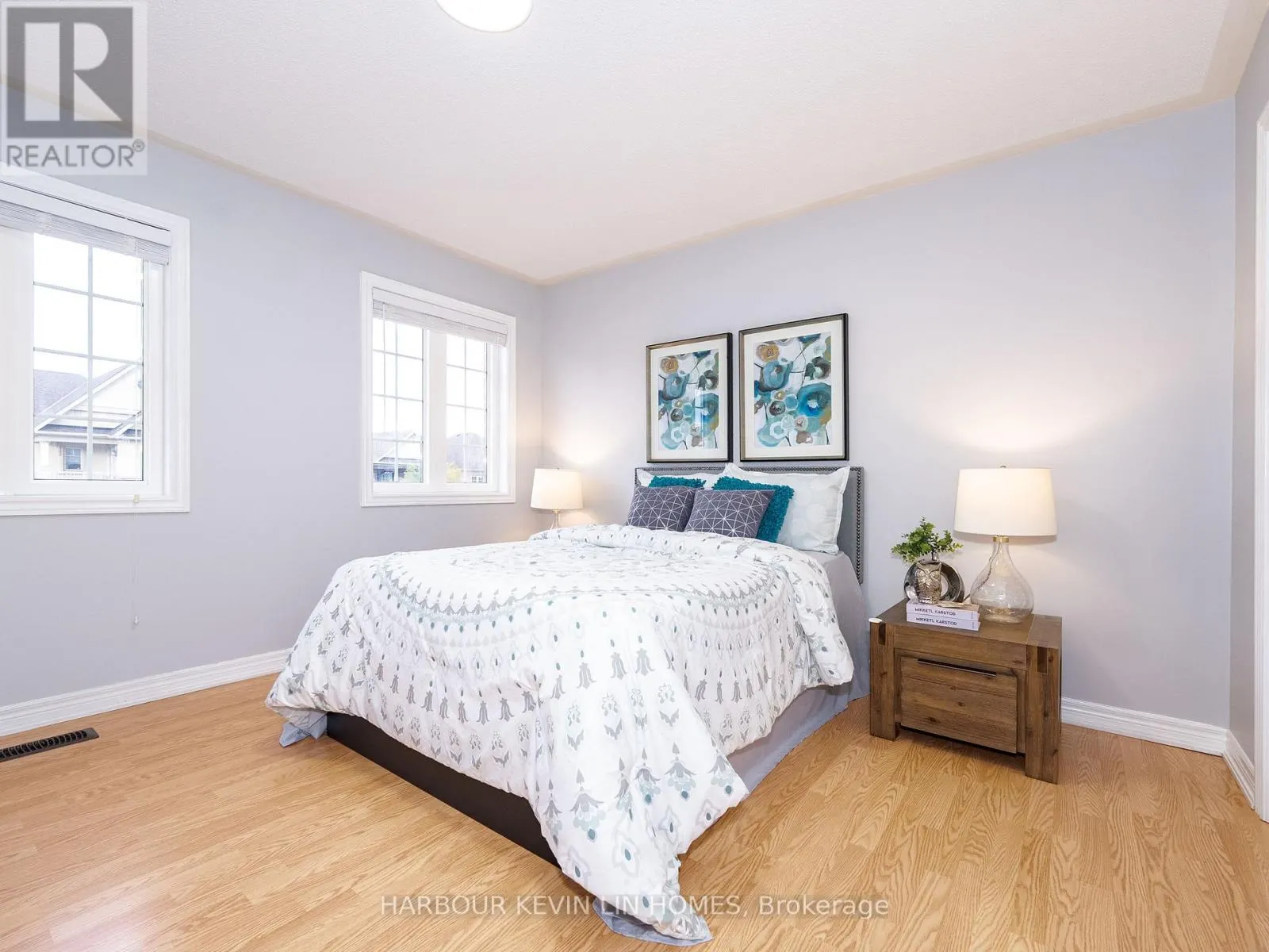 60 SEIFFER CRESCENT