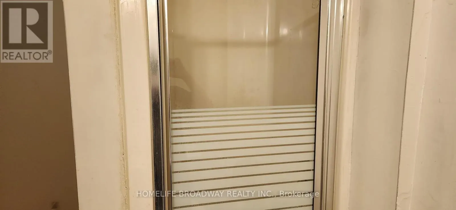 22 - 505 HOOD ROAD W