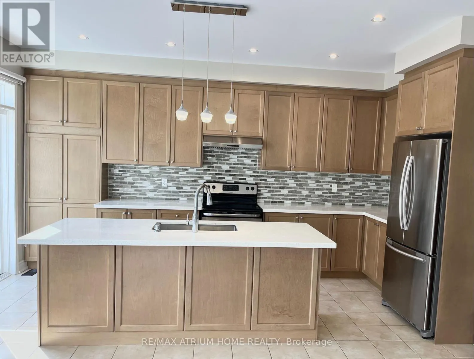 1261 BLENCOWE CRESCENT