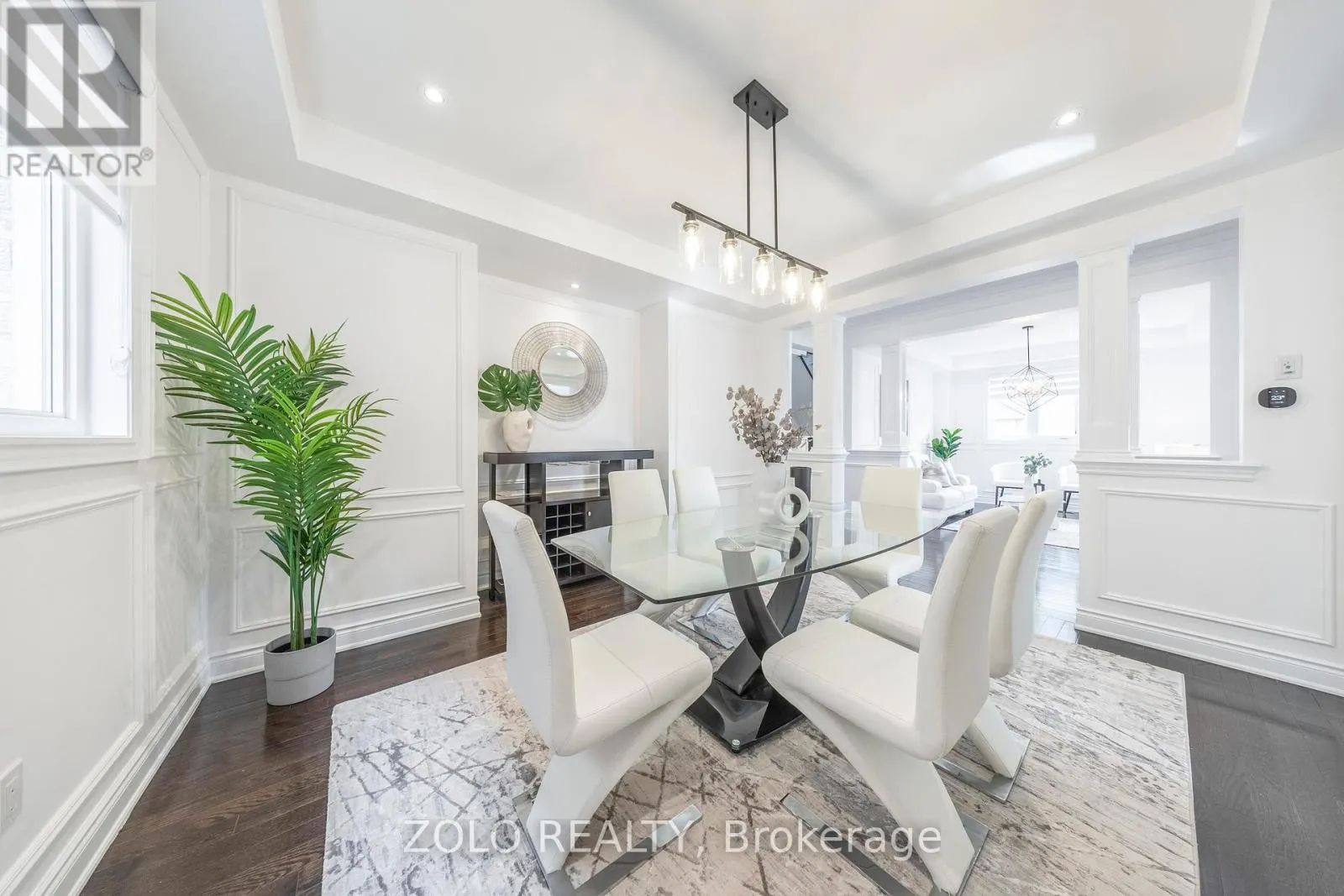 11 JOHN DAVIS GATE