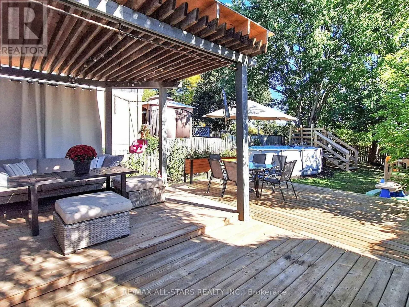 21 ANNAMARIA DRIVE