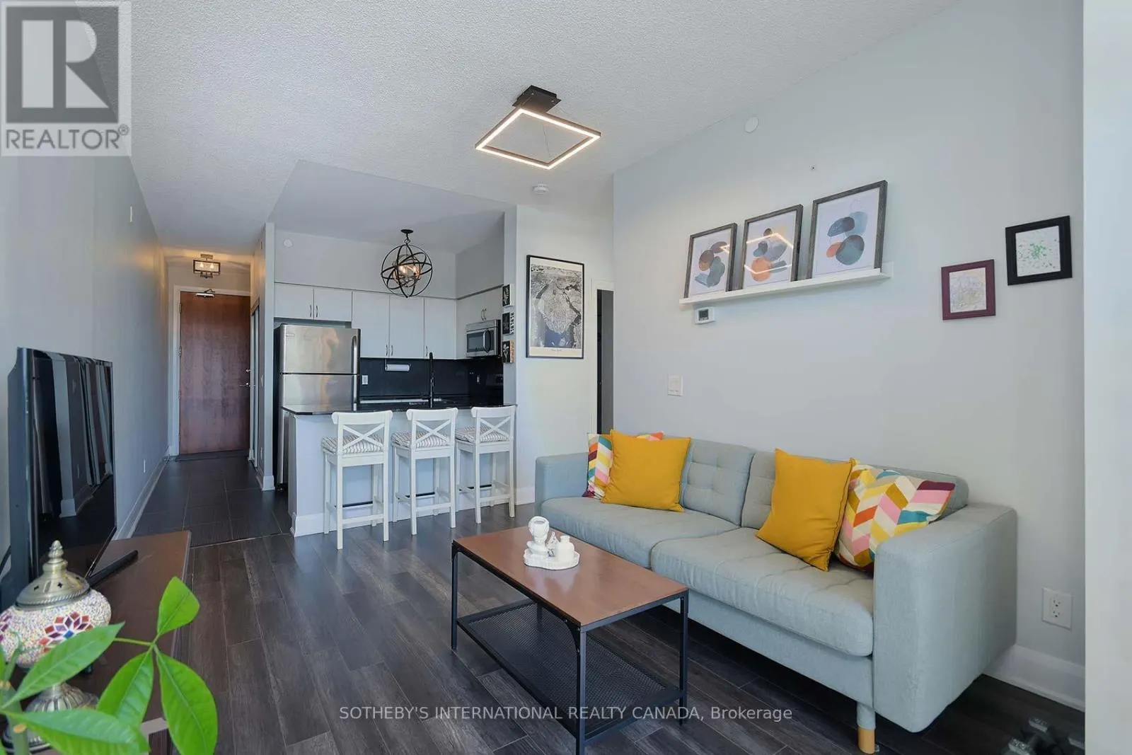 501 - 4700 HIGHWAY 7 ROAD