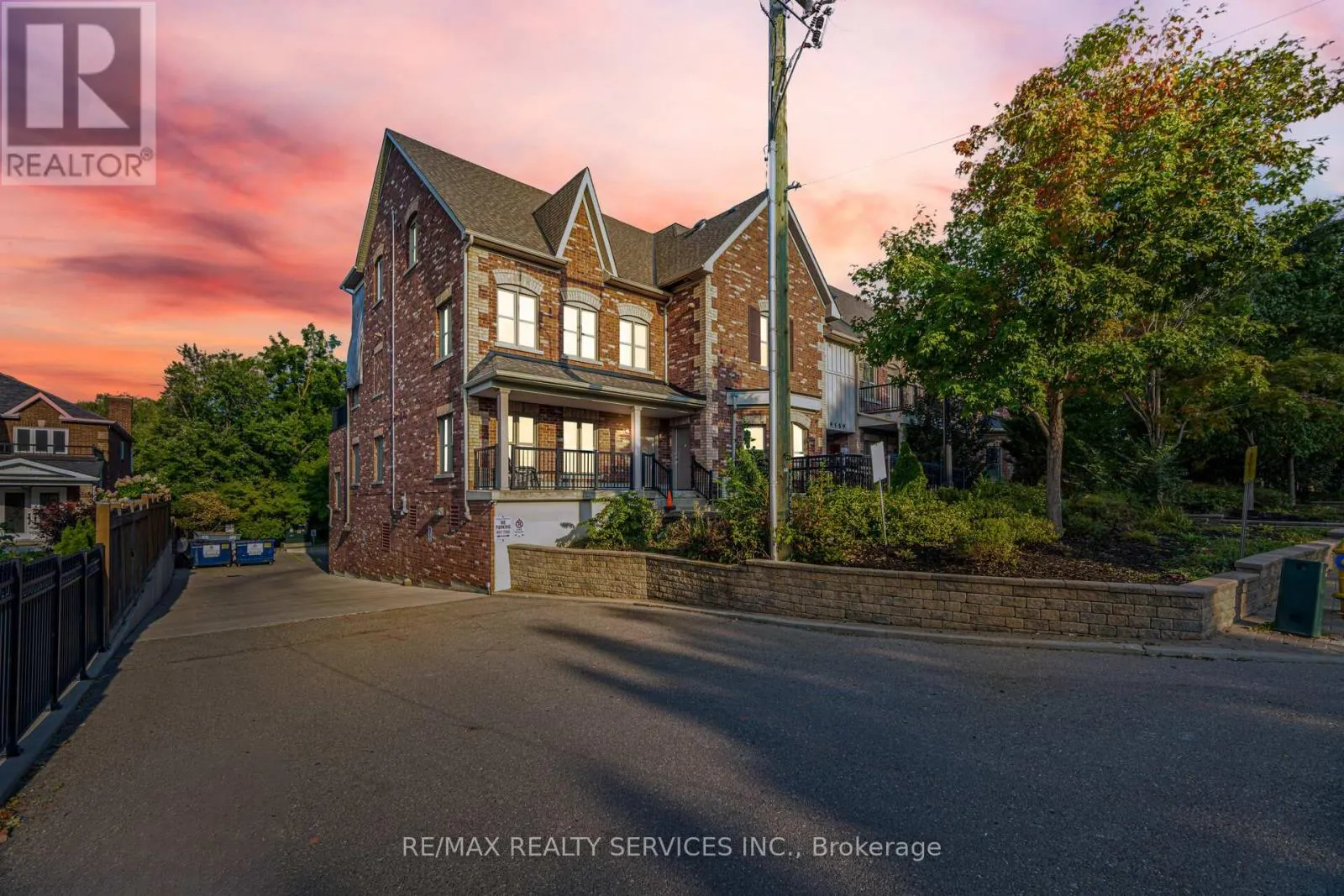 106 - 9589 KEELE STREET