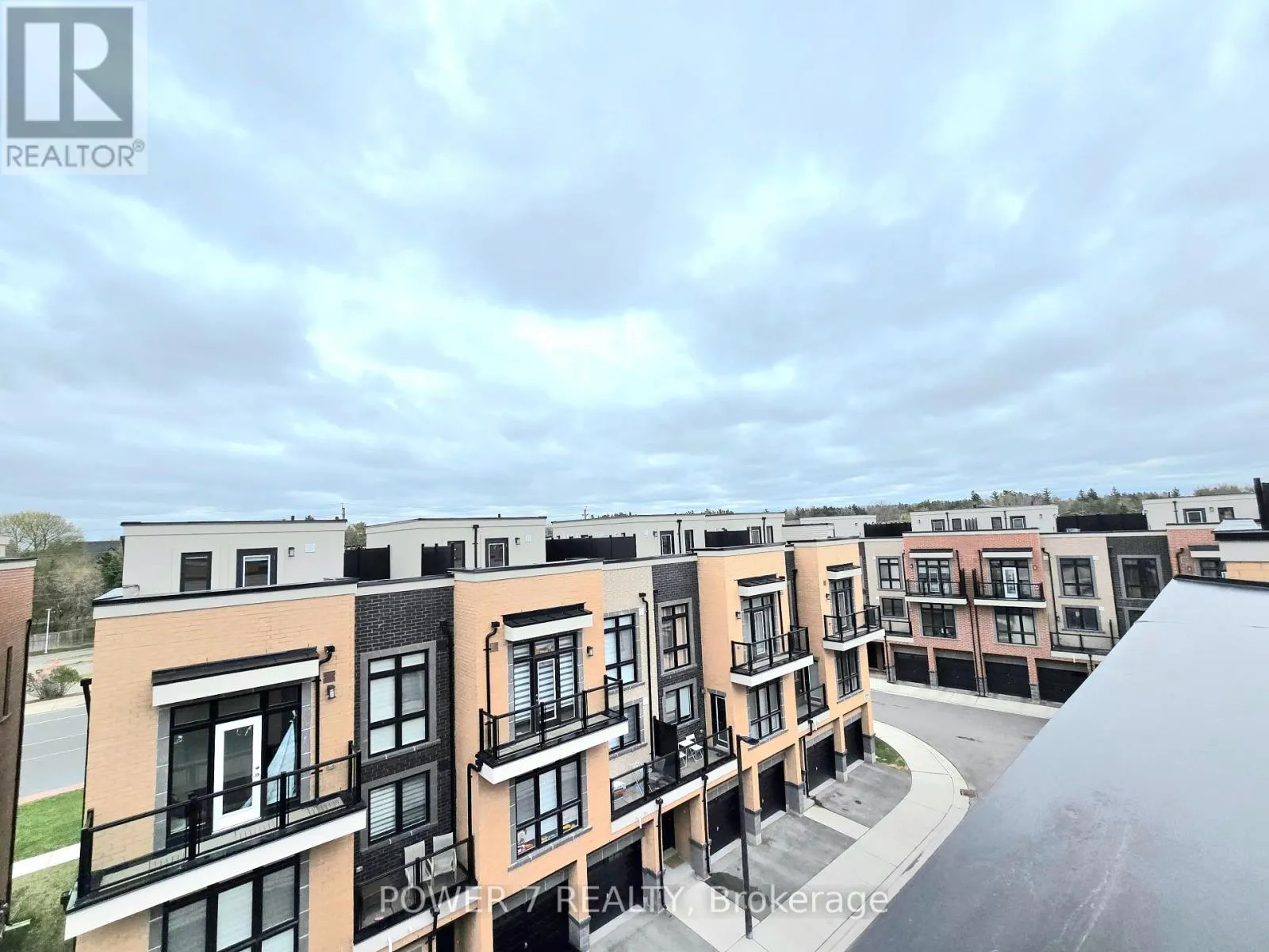 5 - 8 SAYERS LANE