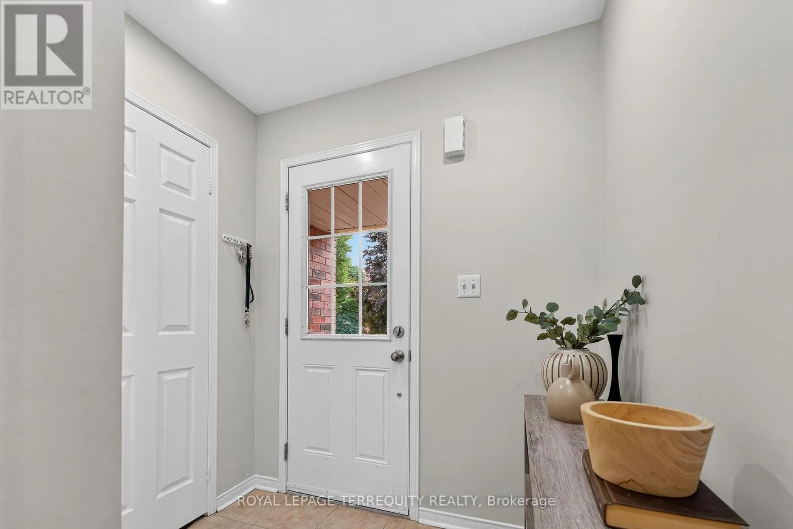 319 PENNDUTCH CIRCLE
