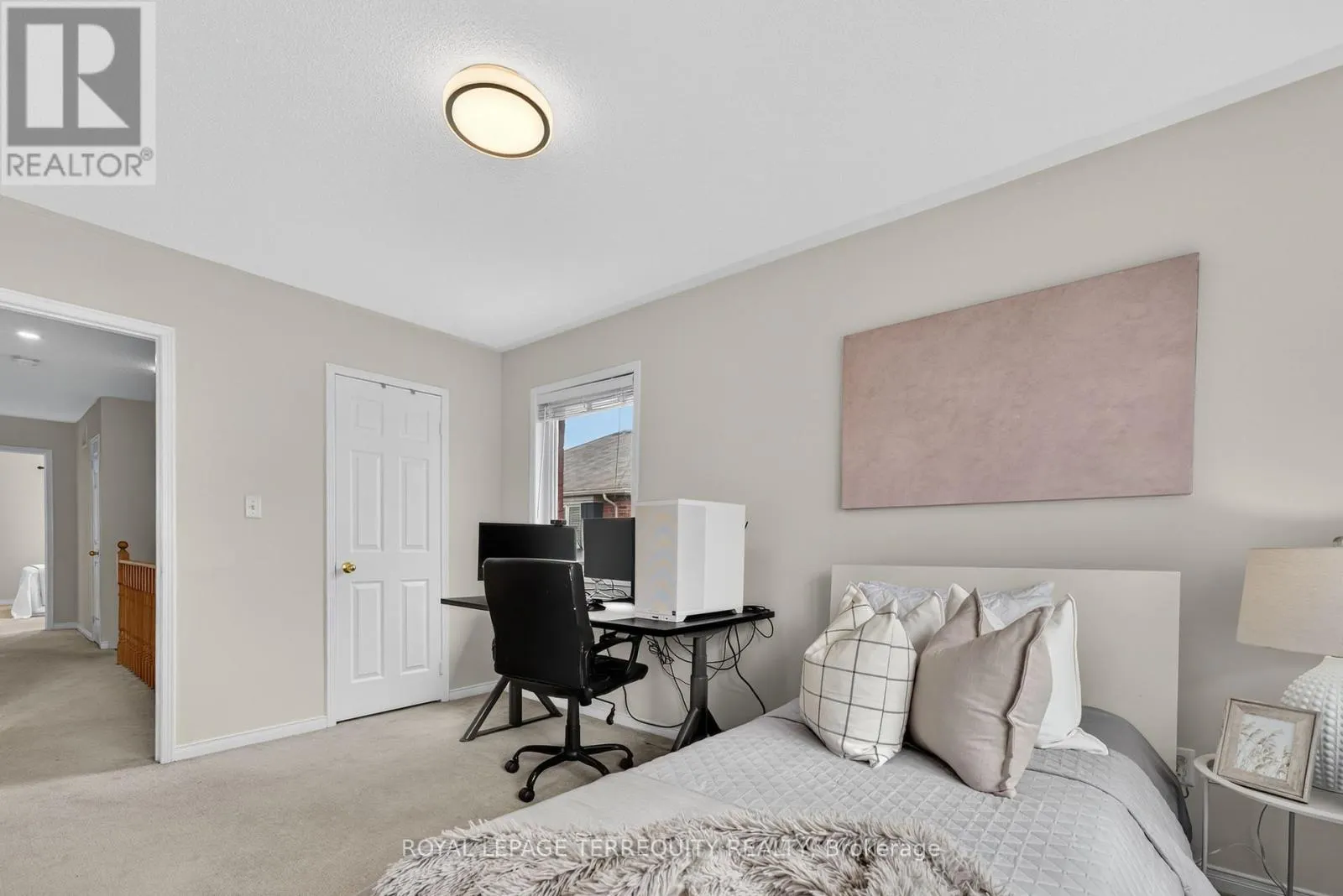 319 PENNDUTCH CIRCLE