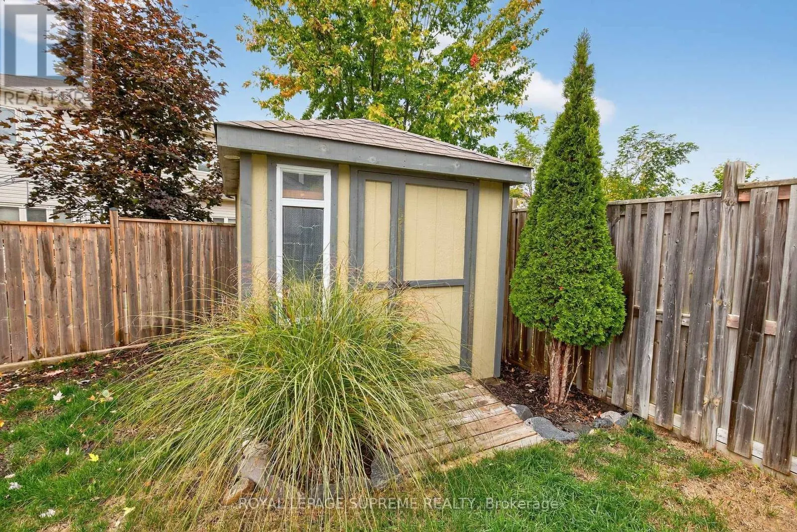 28 MANDLEY STREET