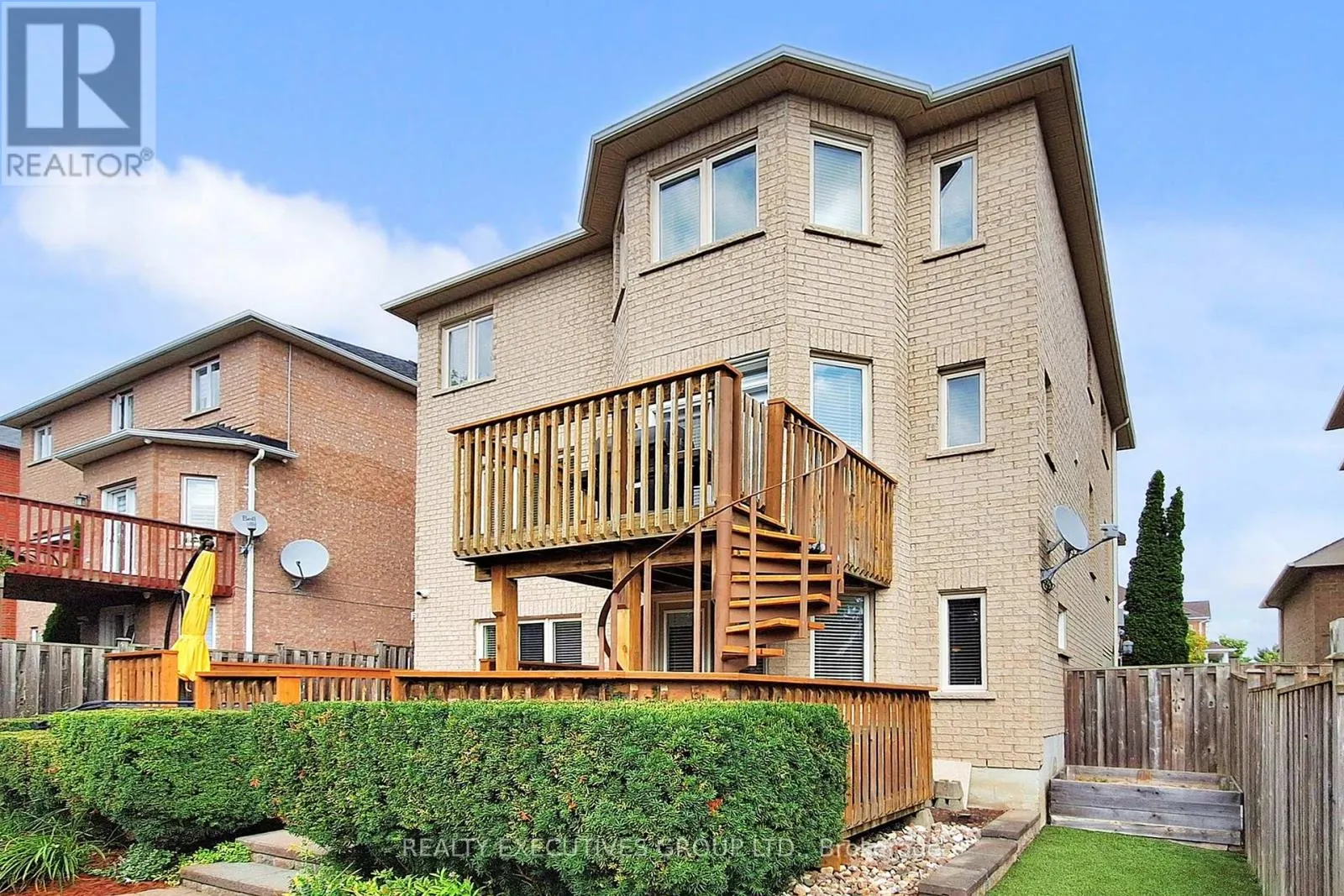 32 SHADOW FALLS DRIVE