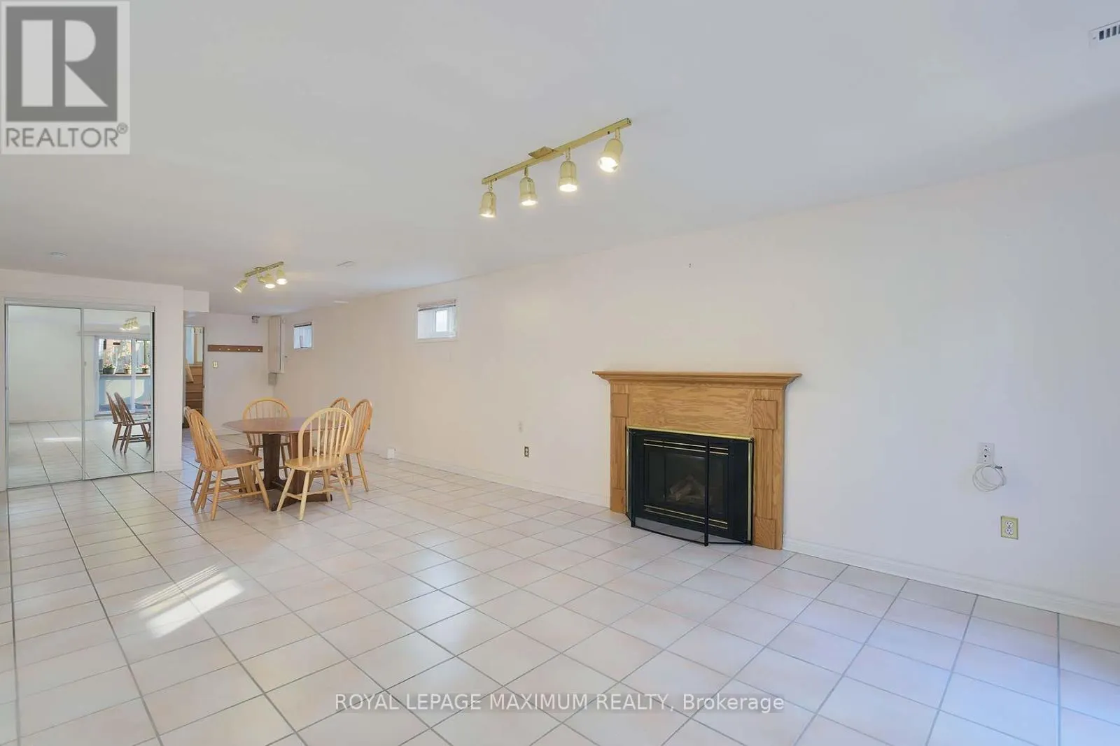 42 KAISER DRIVE