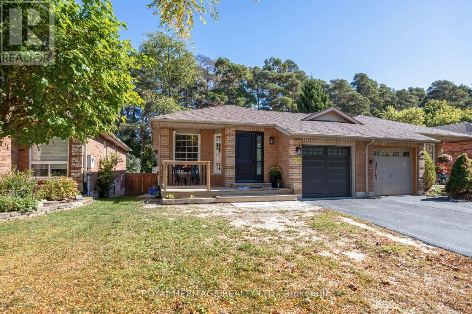 71 KATE AITKEN CRESCENT