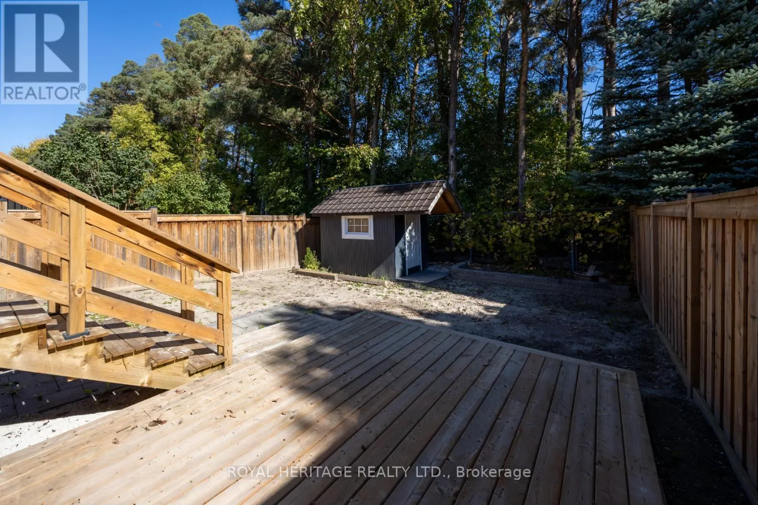 71 KATE AITKEN CRESCENT