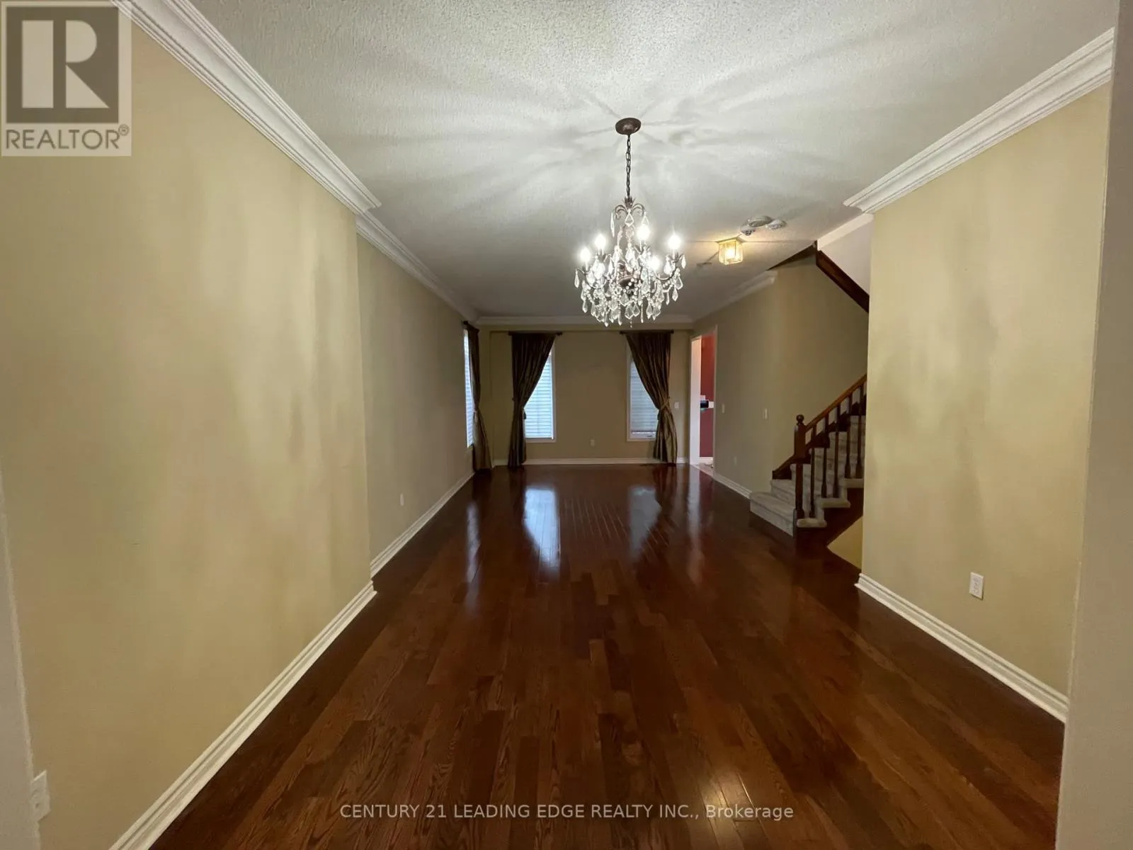 58 MANORWOOD DRIVE