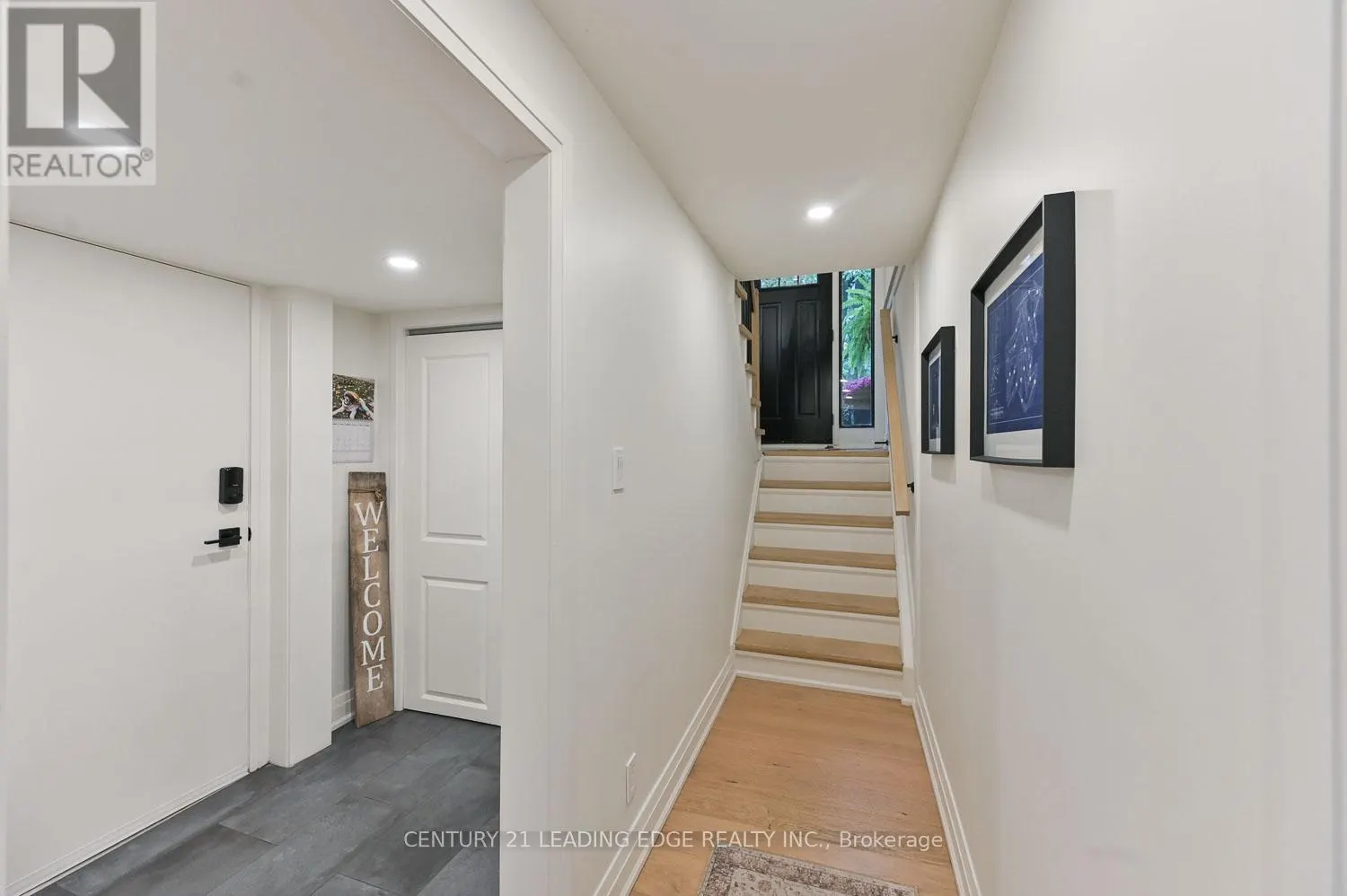 2 BRAMBLE WAY