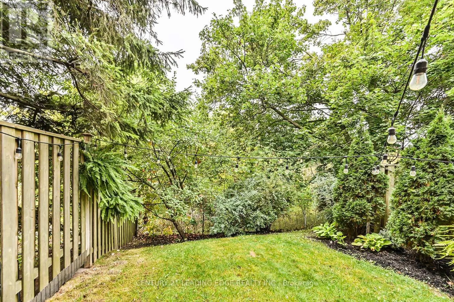 2 BRAMBLE WAY