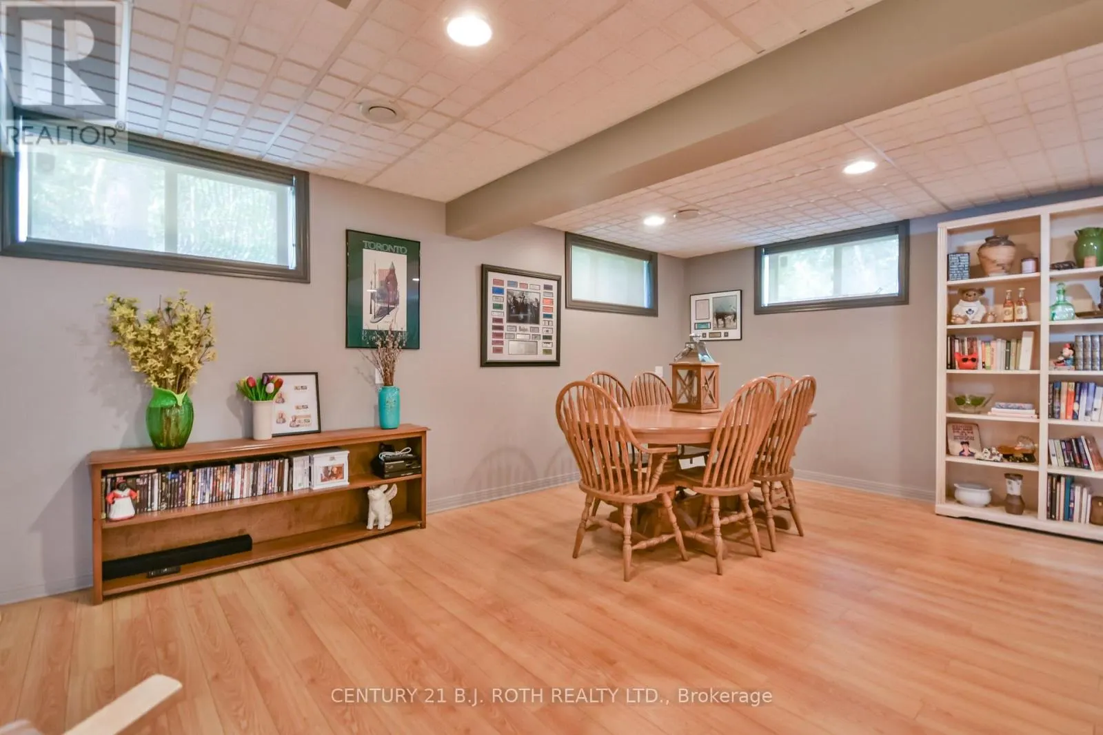 30 DAVID DRIVE