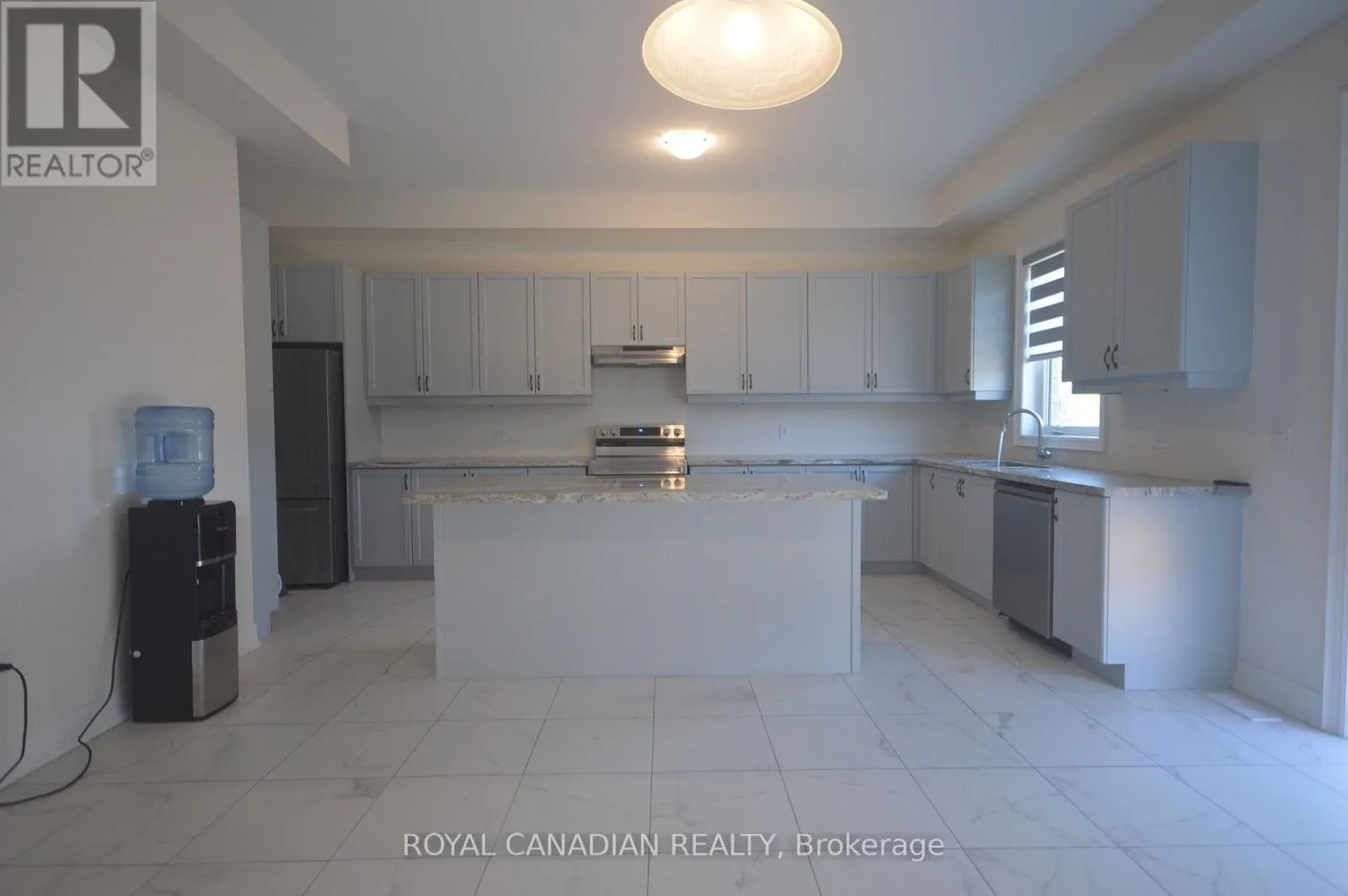 81 SETTLERS CRESCENT