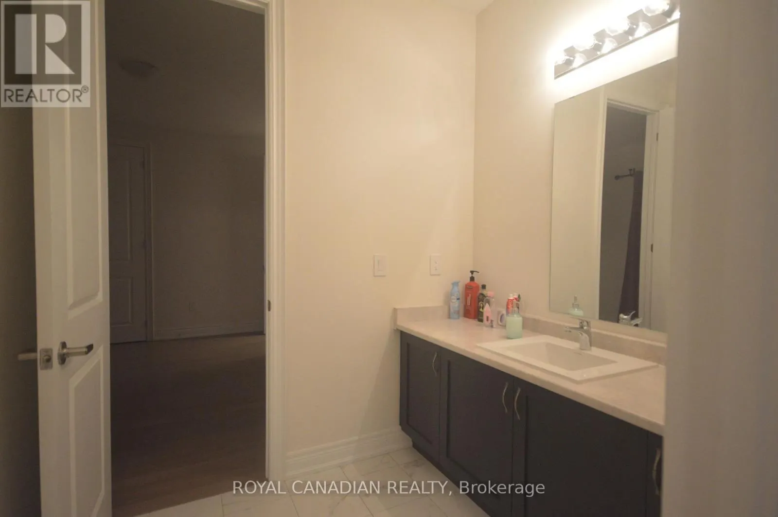 81 SETTLERS CRESCENT