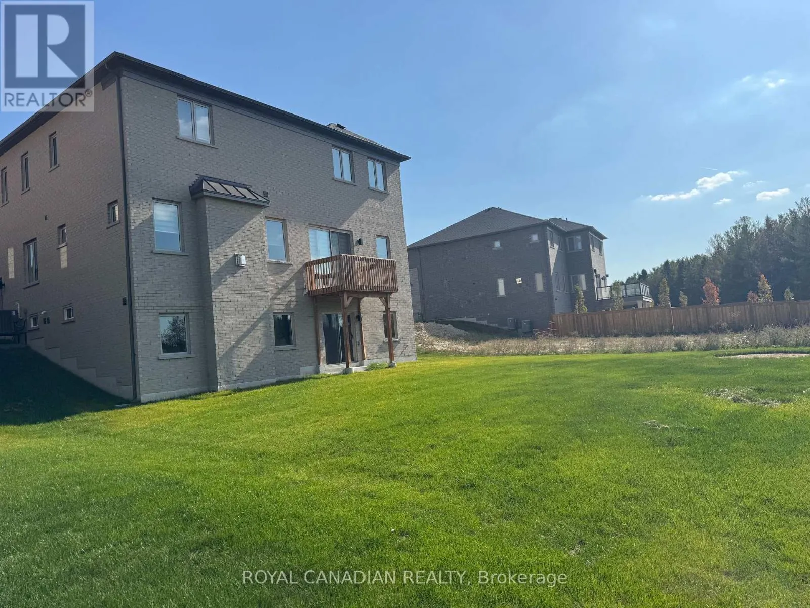 81 SETTLERS CRESCENT