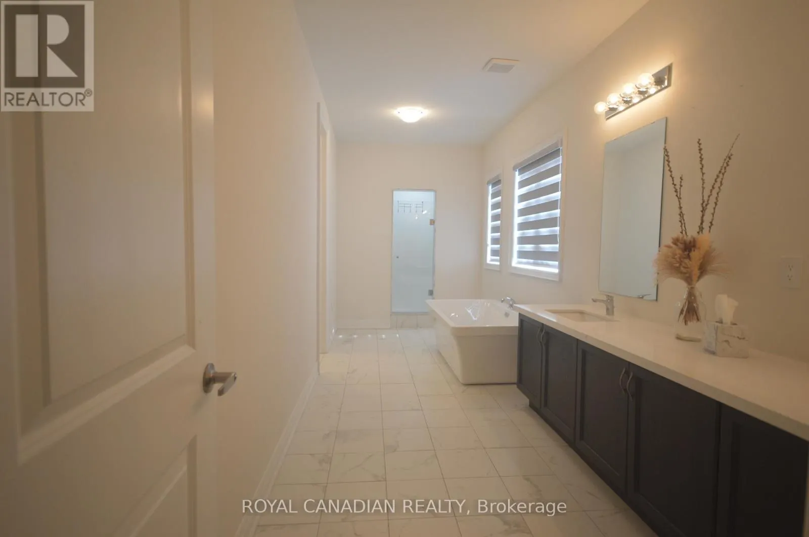 81 SETTLERS CRESCENT