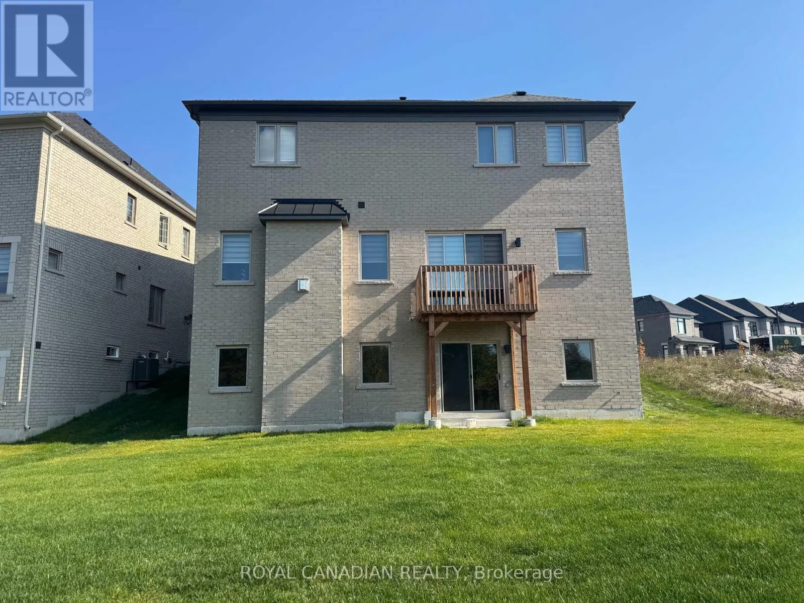 81 SETTLERS CRESCENT