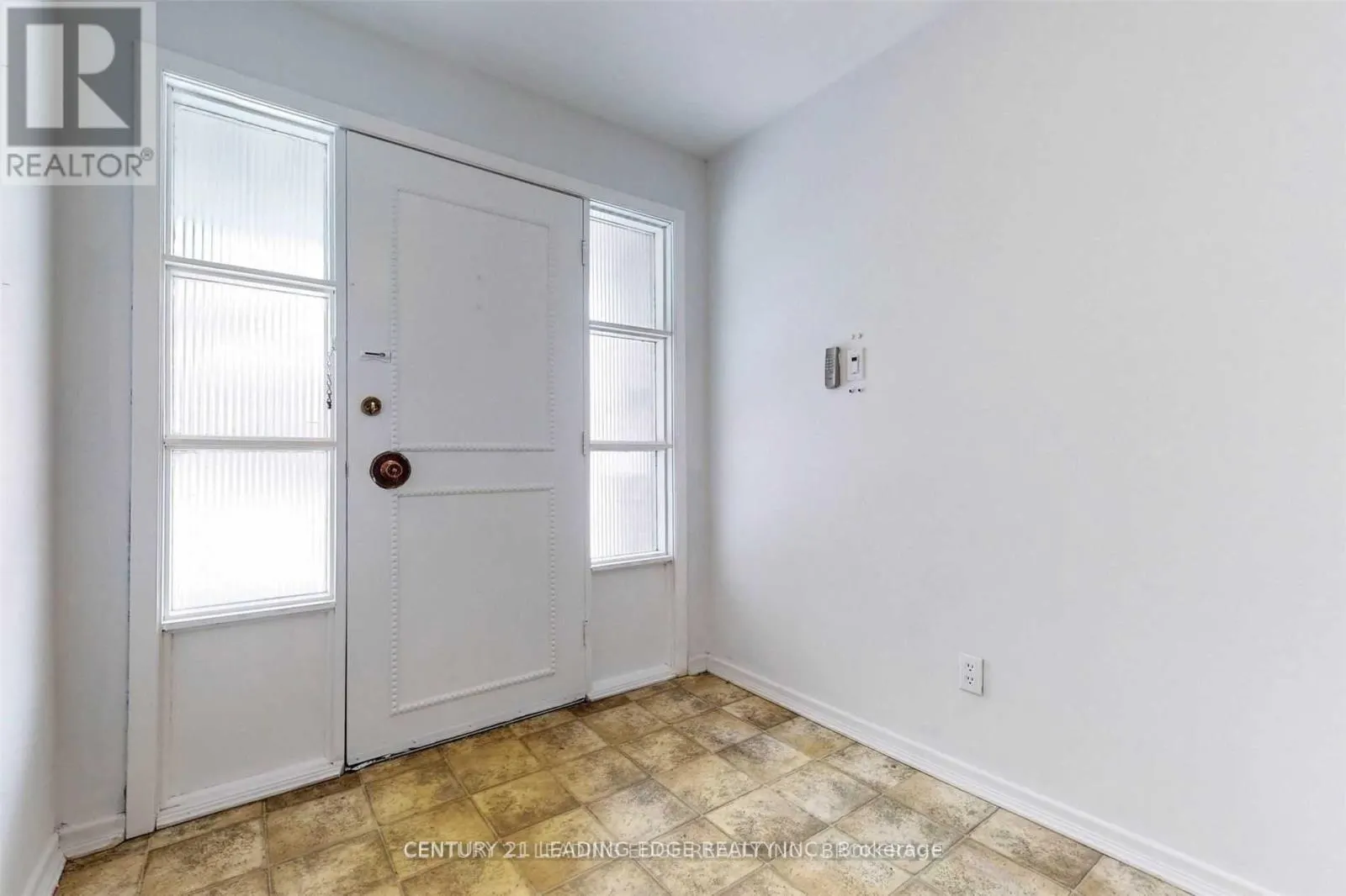 6 JEREMY DRIVE