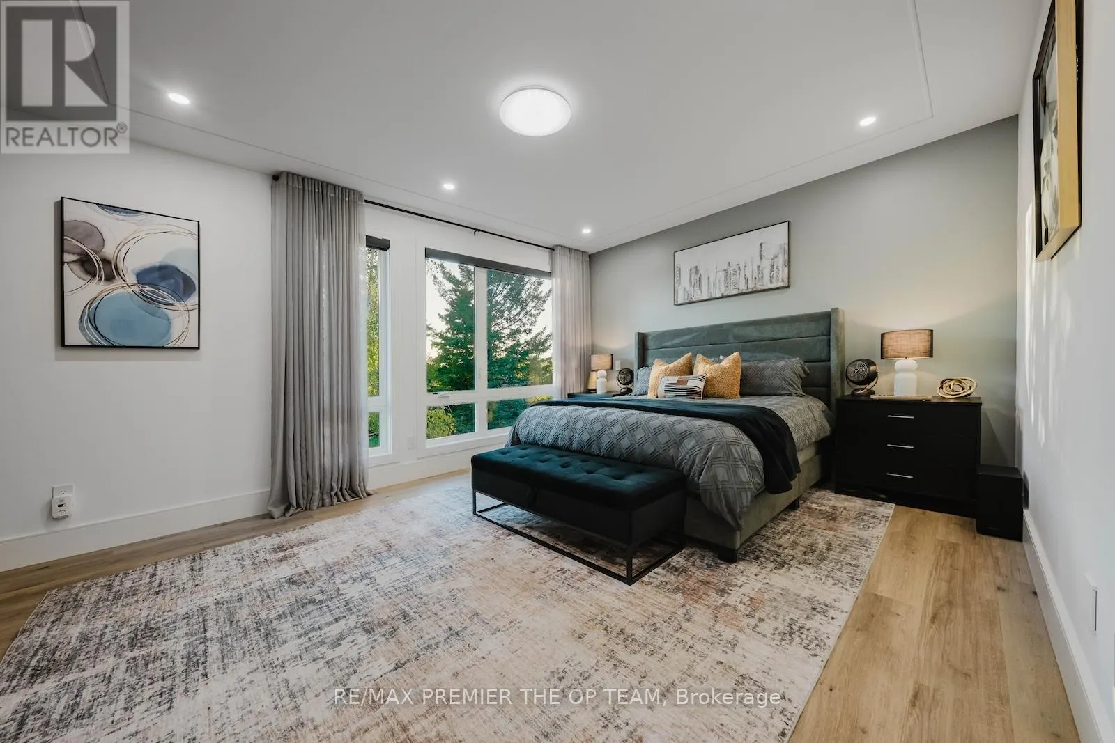 15 RODCLIFF ROAD