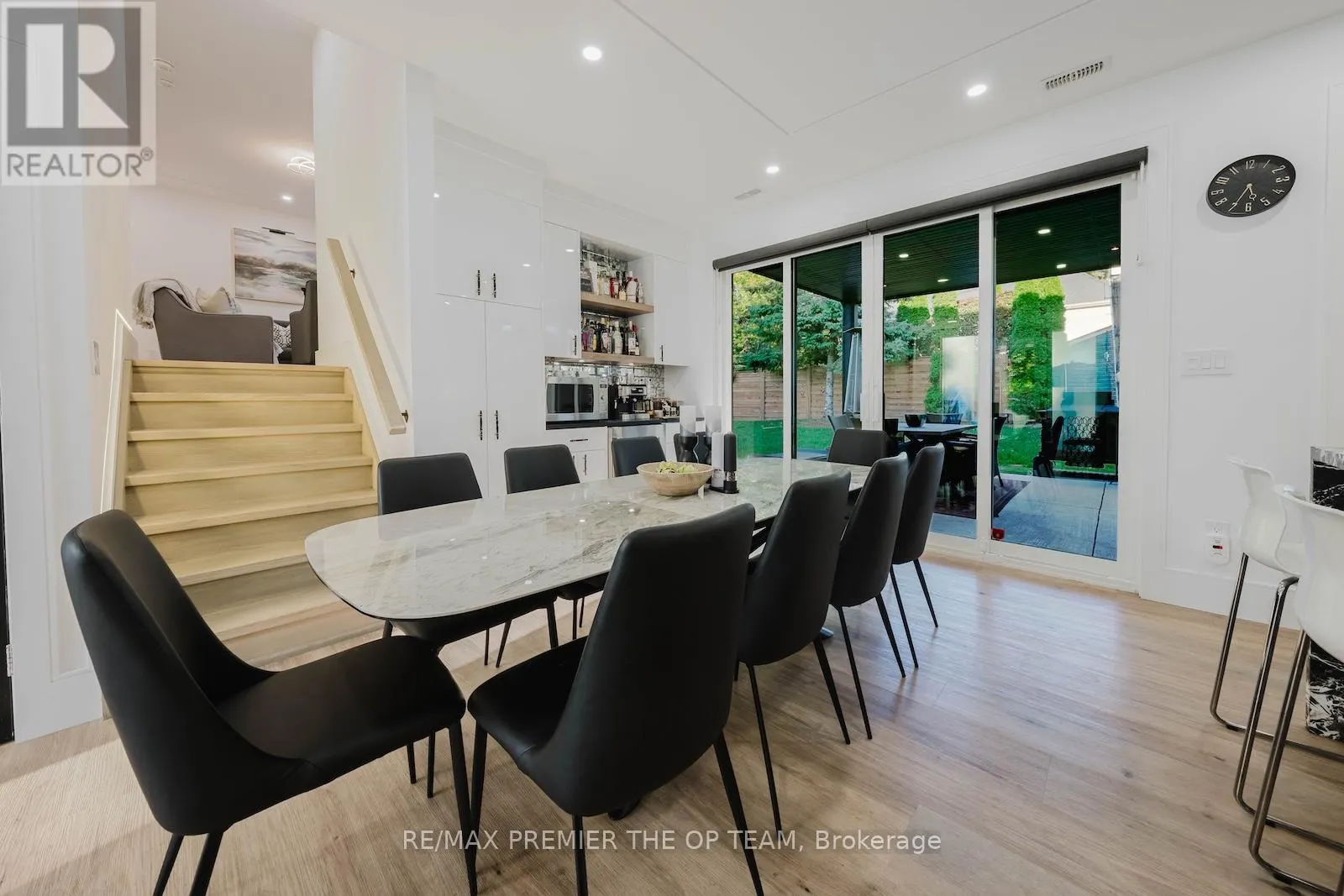 15 RODCLIFF ROAD