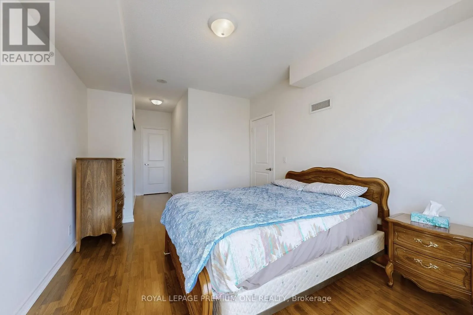 606 - 9235 JANE STREET