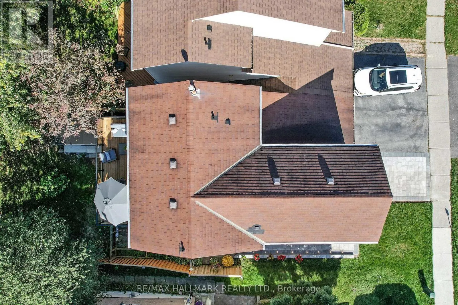 6 WILES COURT