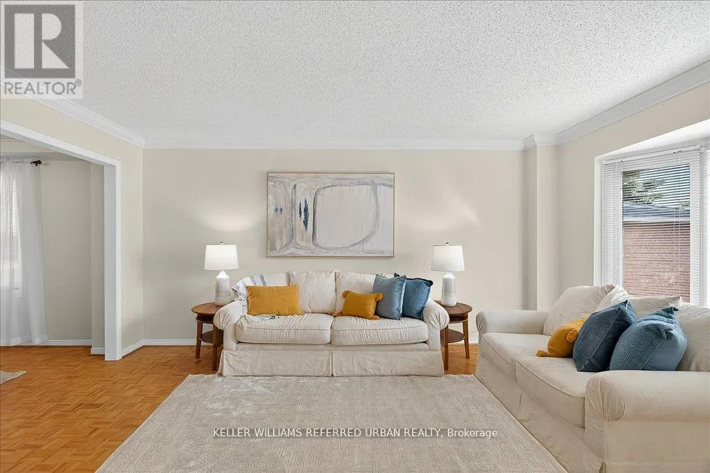 32 NELSON CIRCLE