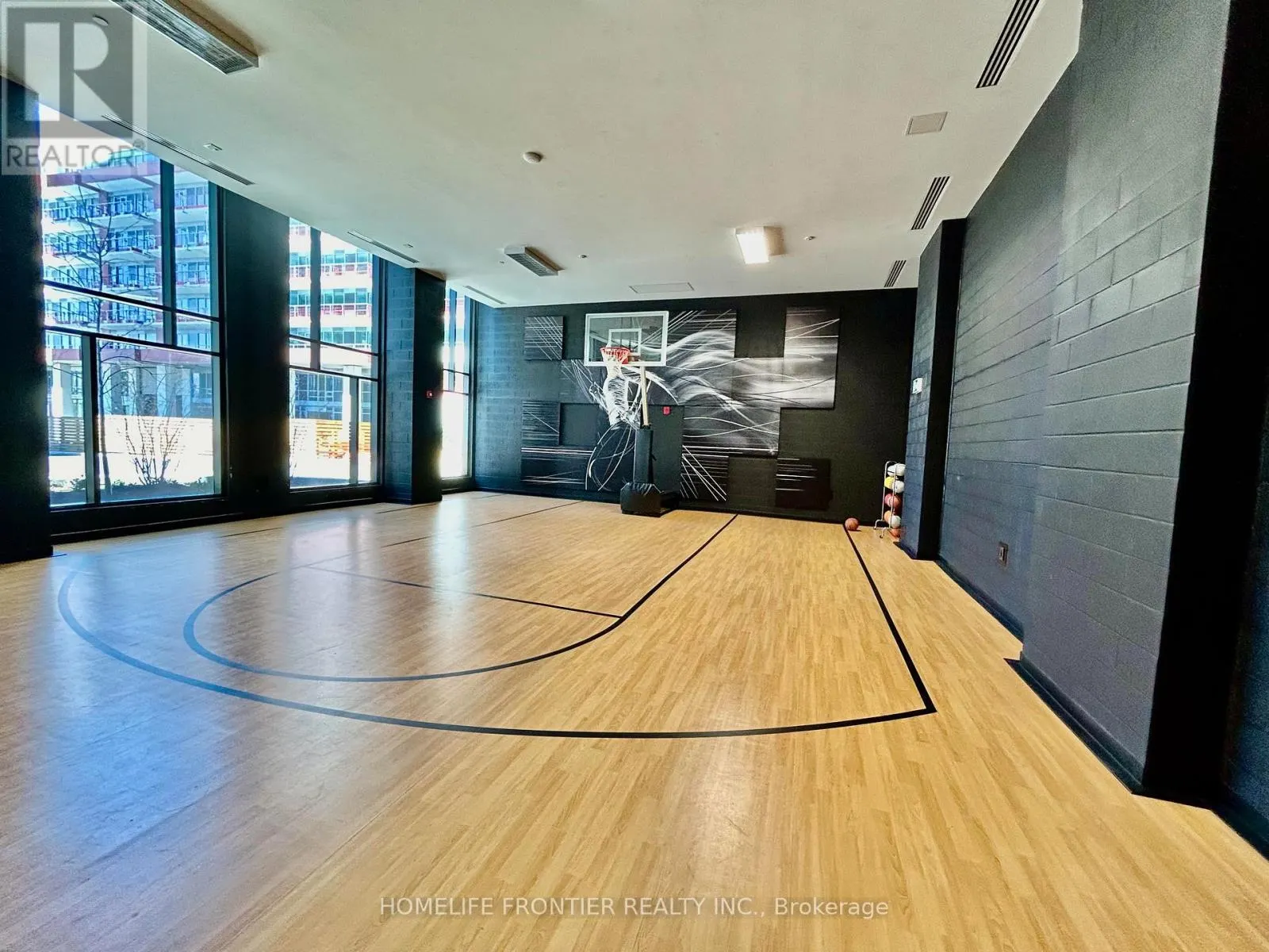 623E - 8868 YONGE STREET