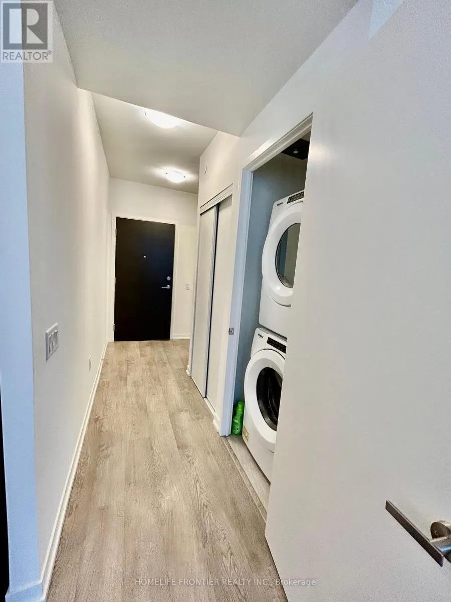 623E - 8868 YONGE STREET