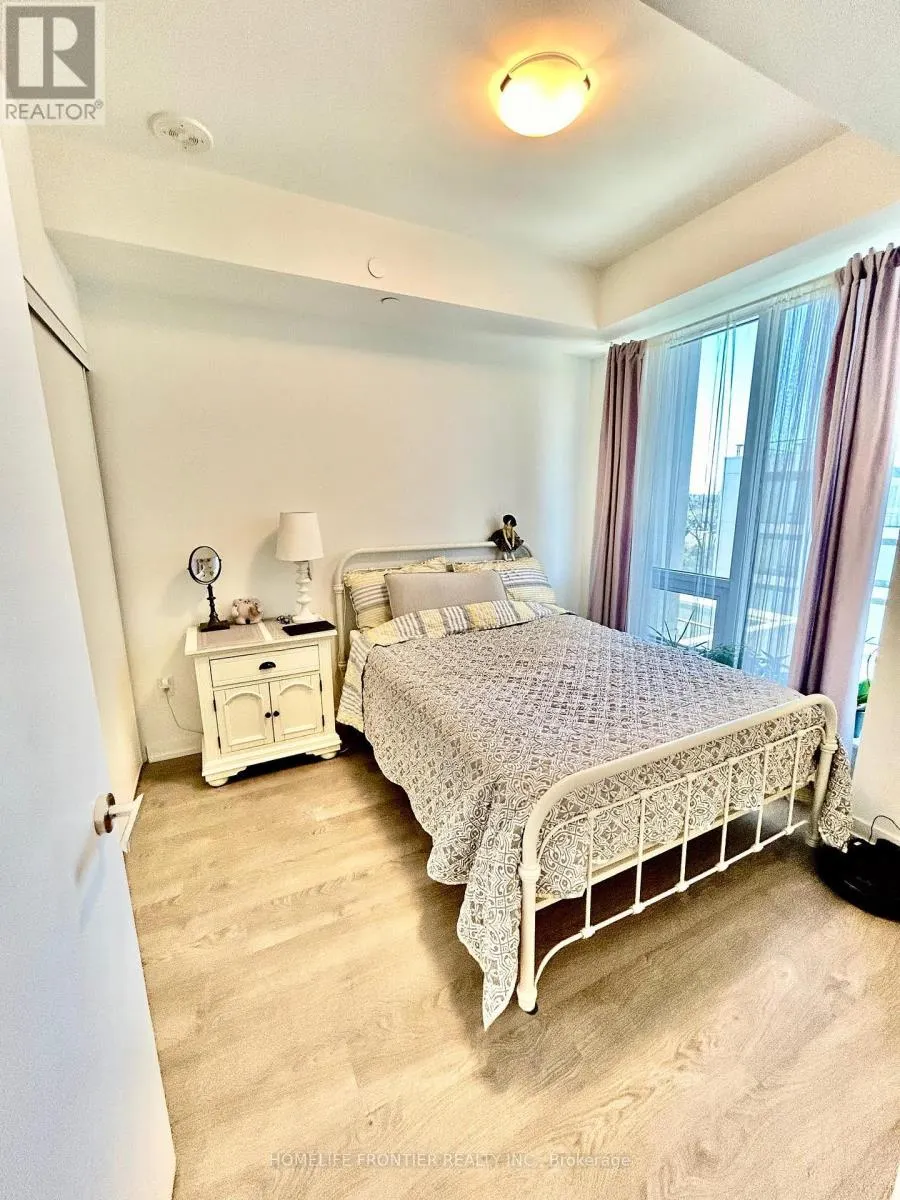 623E - 8868 YONGE STREET