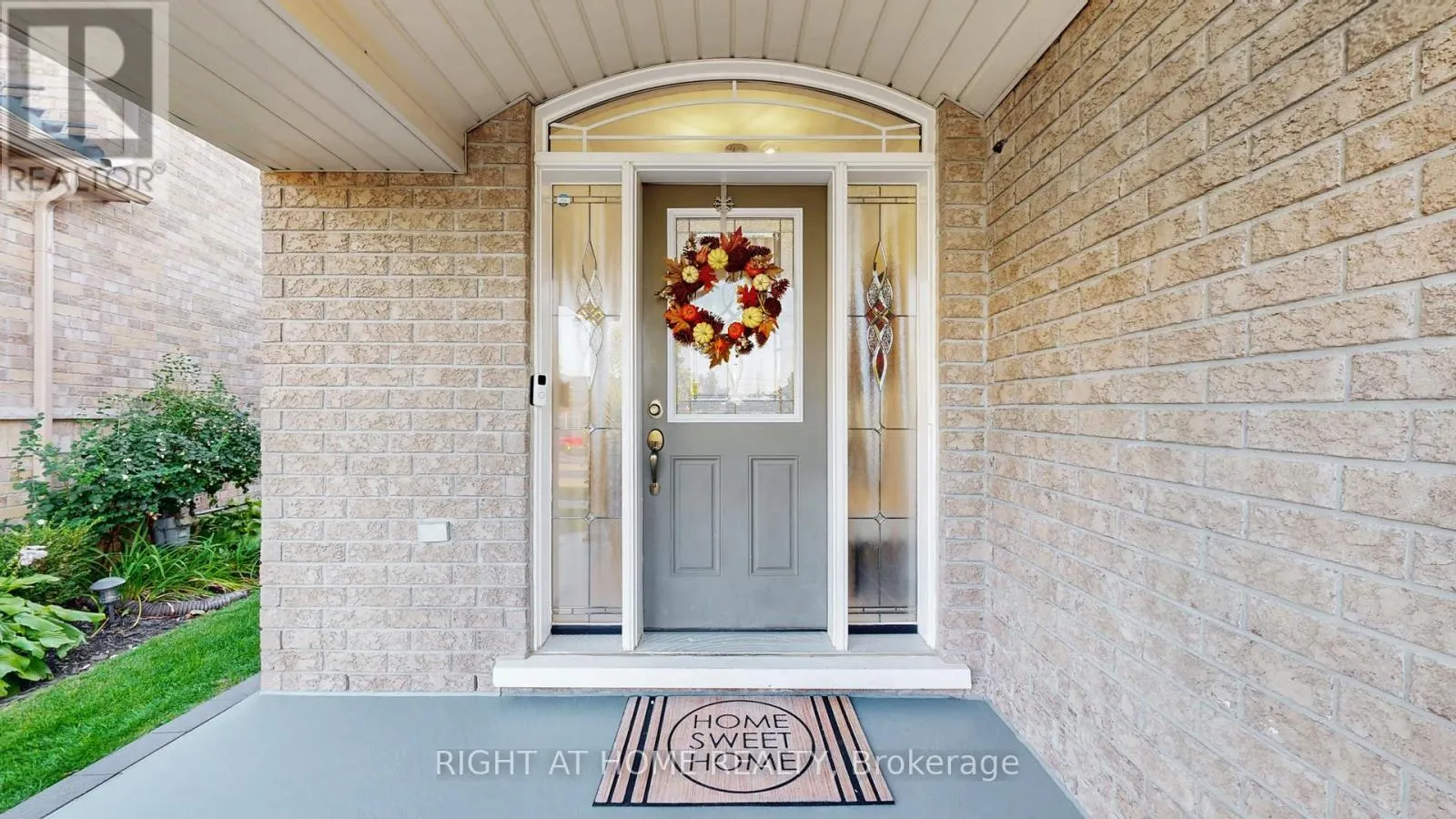 110 THATCHER CRESCENT