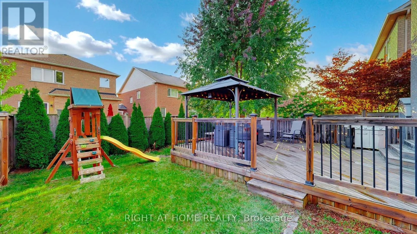 110 THATCHER CRESCENT