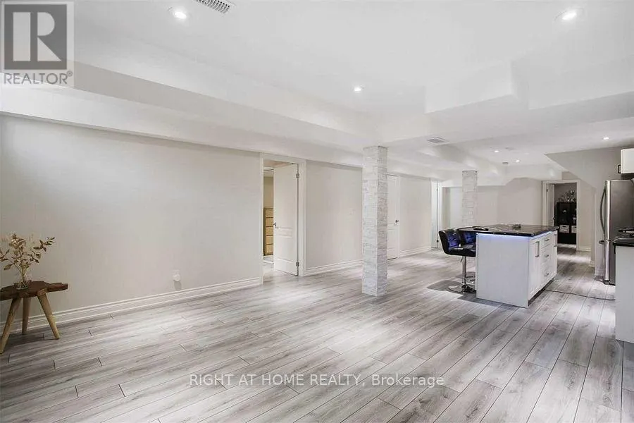 110 THATCHER CRESCENT
