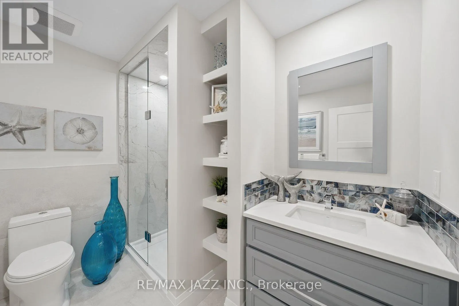 26 - 10 BELLE TERRE WAY, #26