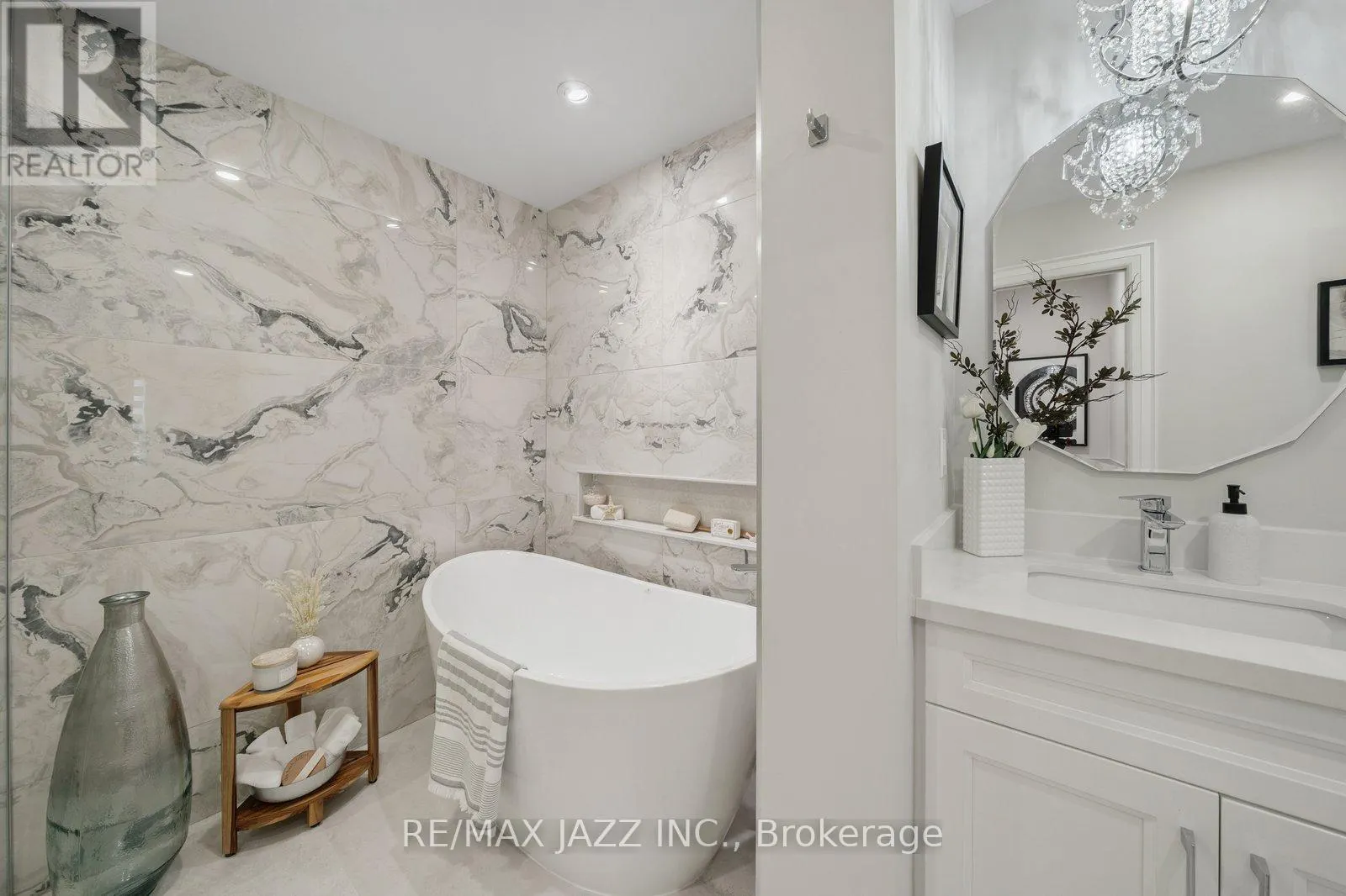 26 - 10 BELLE TERRE WAY, #26
