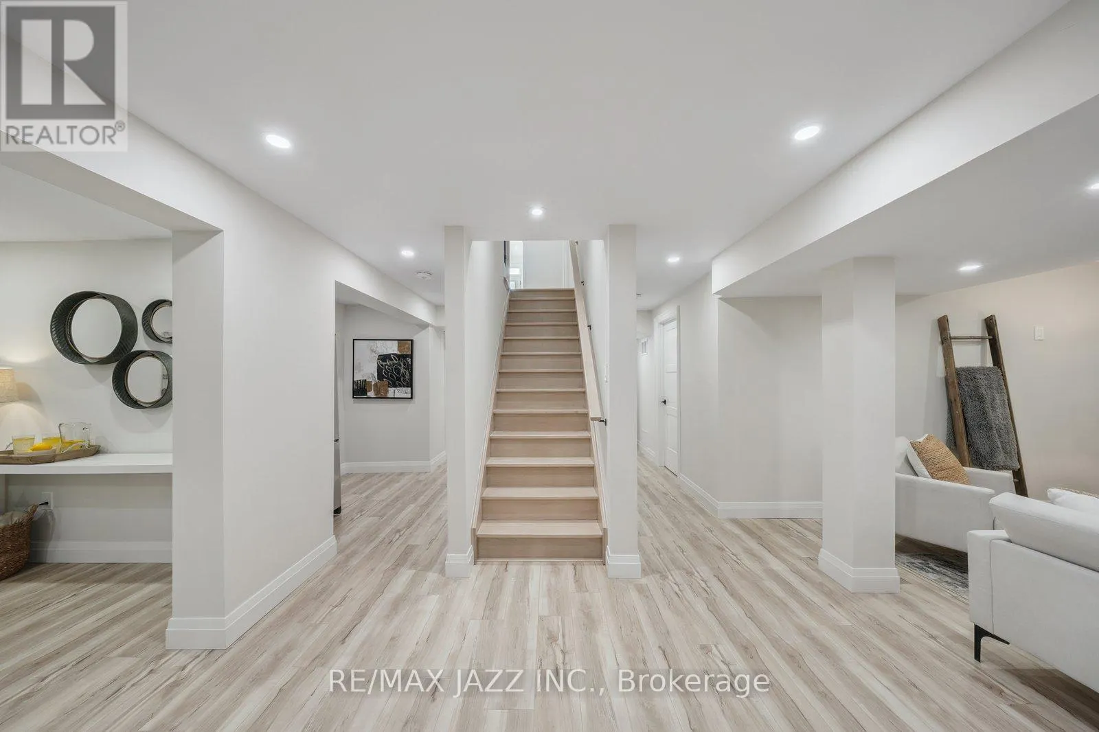 26 - 10 BELLE TERRE WAY, #26