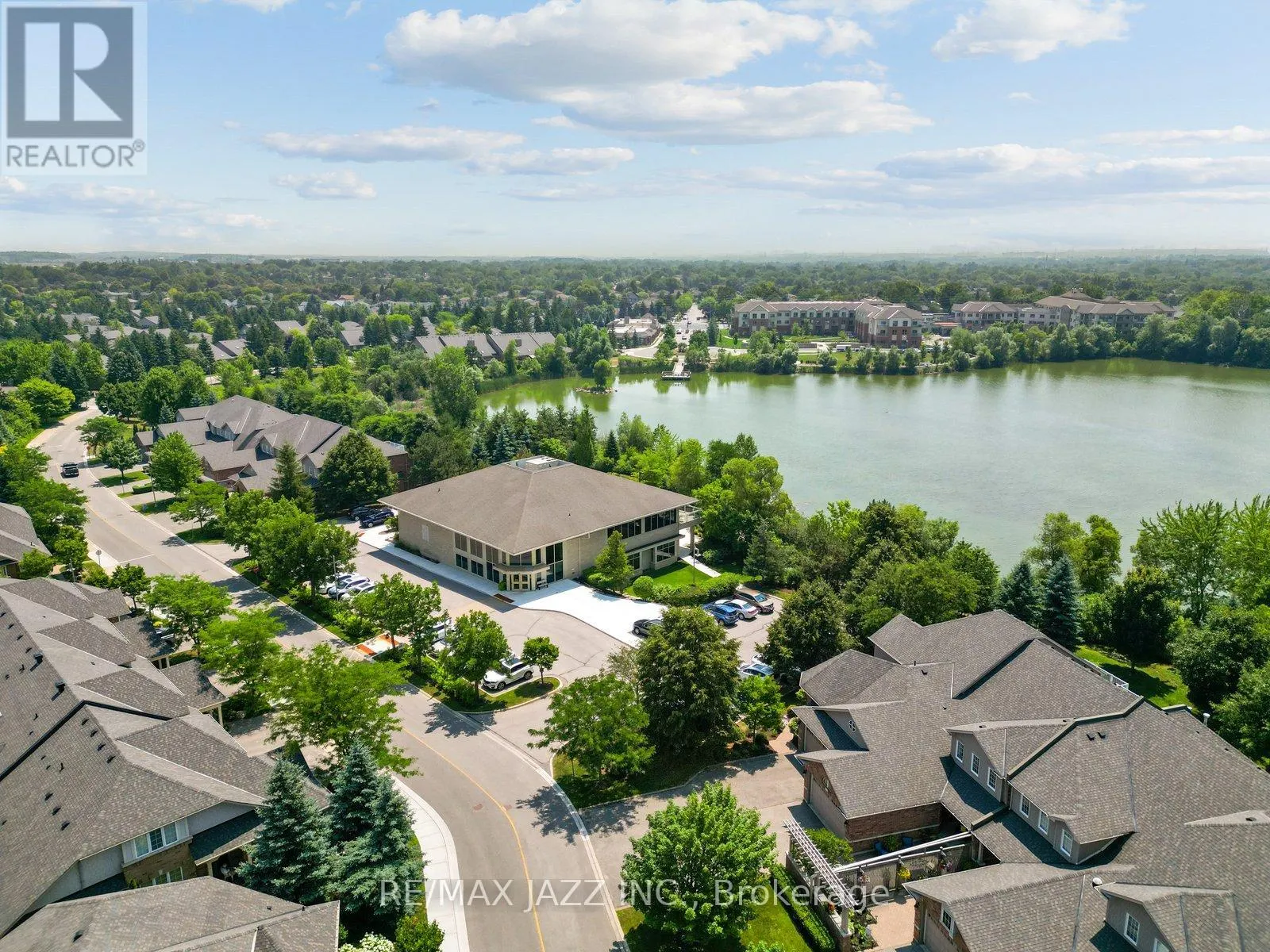 26 - 10 BELLE TERRE WAY, #26