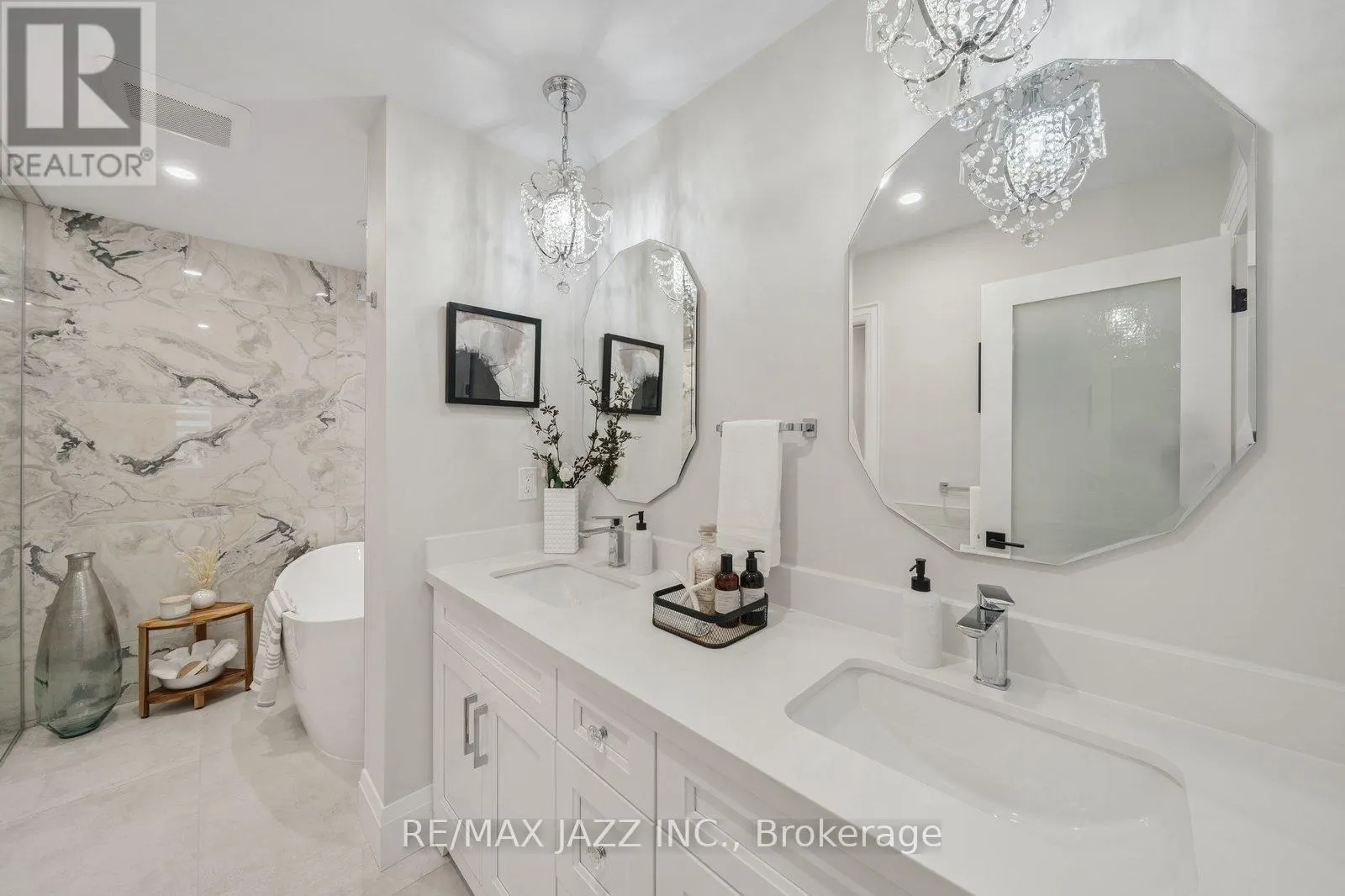 26 - 10 BELLE TERRE WAY, #26