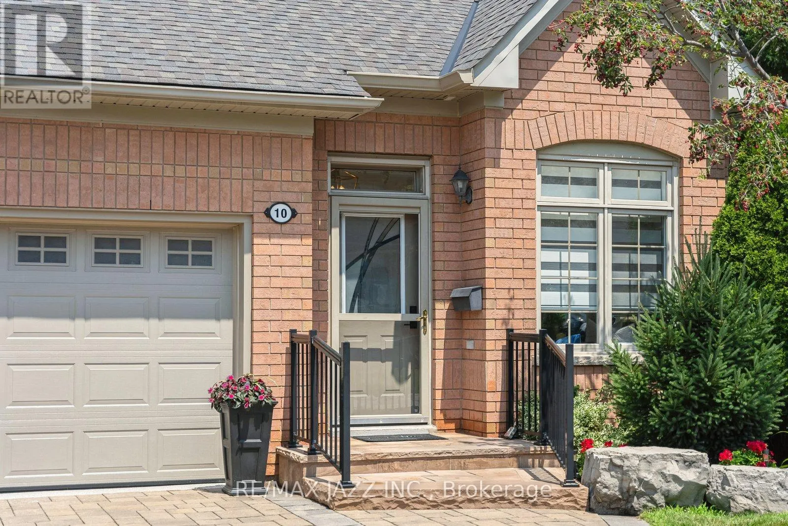 26 - 10 BELLE TERRE WAY, #26