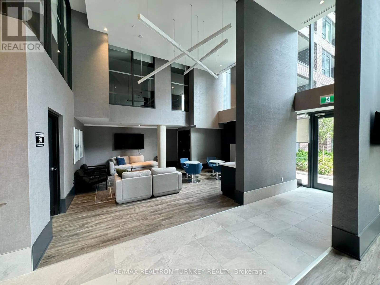 018 - 185 DEERFIELD ROAD
