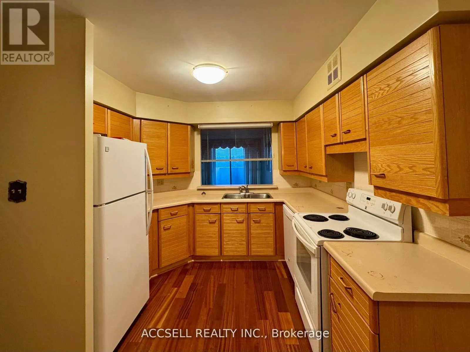 522 - 25 AUSTIN DRIVE