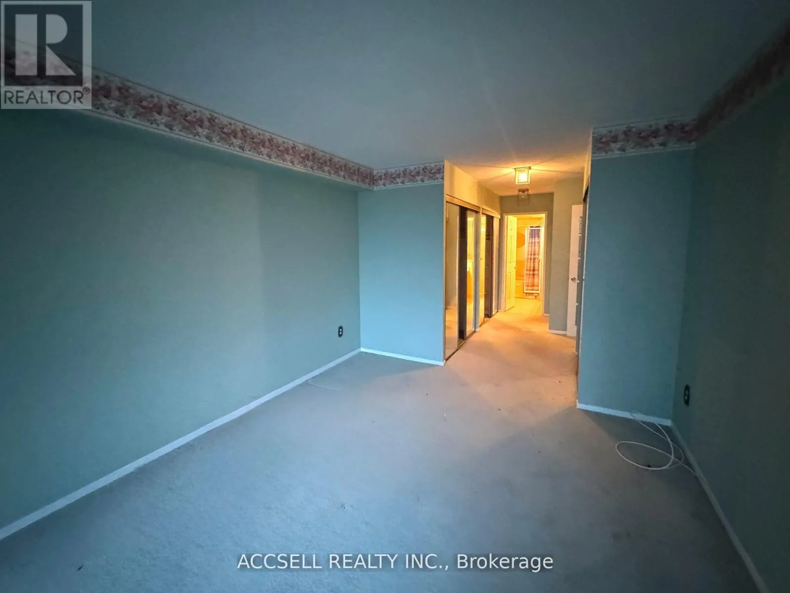 522 - 25 AUSTIN DRIVE