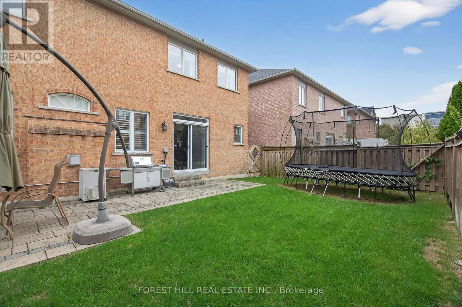10 MENDEL CRESCENT