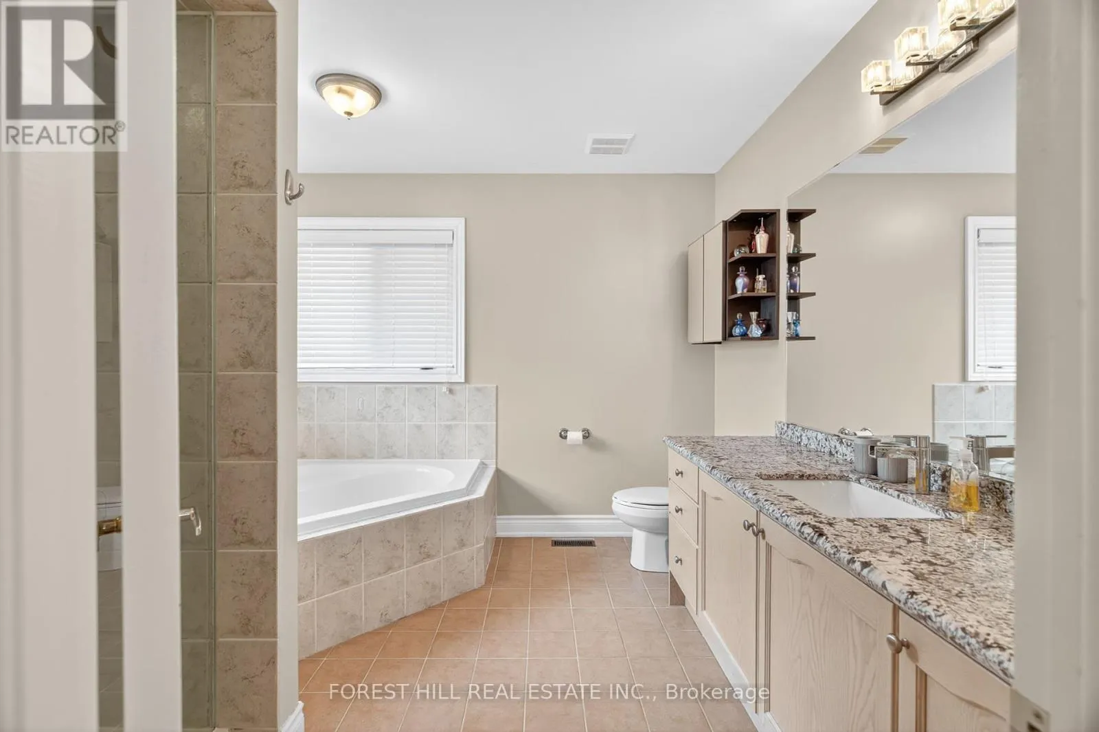 10 MENDEL CRESCENT