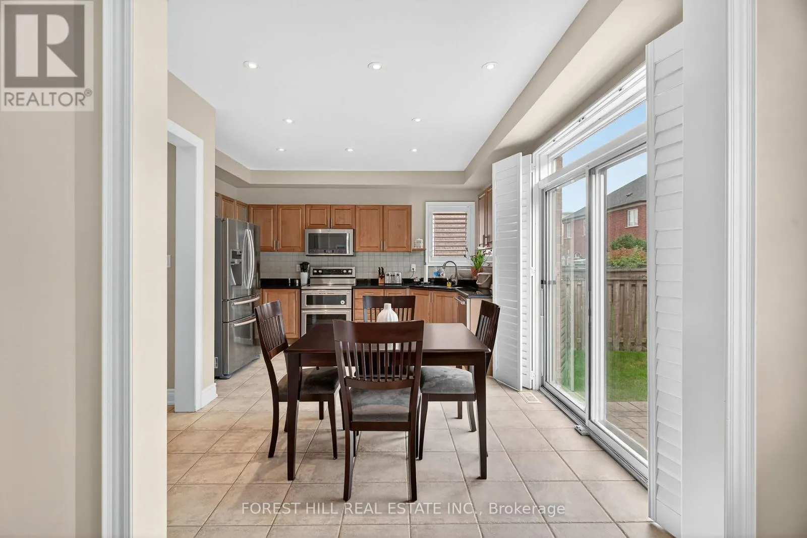 10 MENDEL CRESCENT